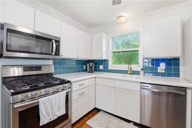 6200 W 56th Street, Mission, KS 66202