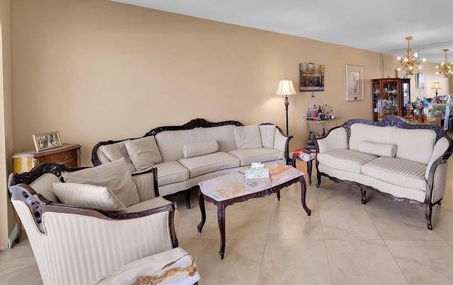 1200 HIBISCUS Avenue PH3, Pompano Beach, FL 33062