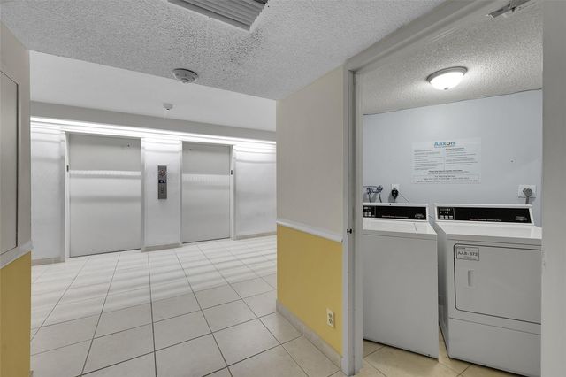 1200 HIBISCUS Avenue PH3, Pompano Beach, FL 33062