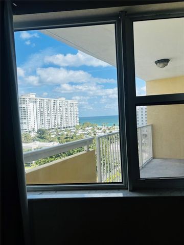 1200 HIBISCUS Avenue PH3, Pompano Beach, FL 33062