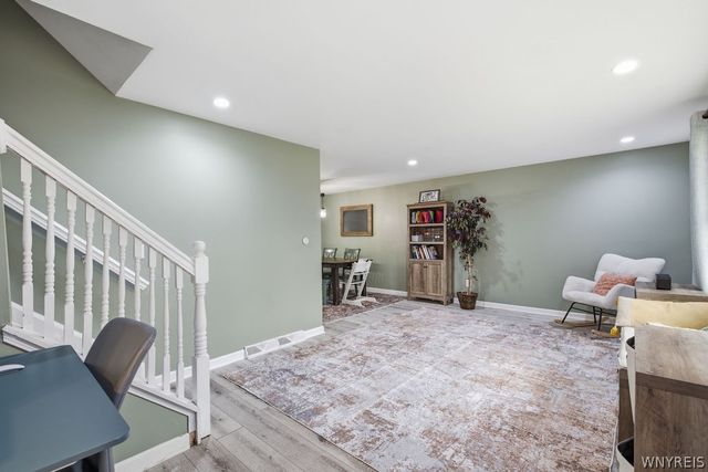 35 Robert Drive, Lancaster, NY 14086