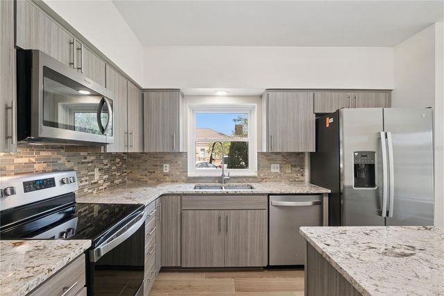 6034 JAMESTOWN PARK 109, Orlando, FL 32819