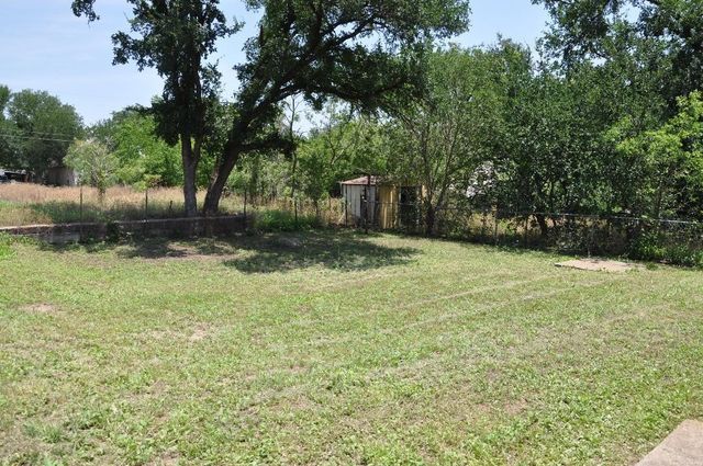 614 NW 8th Street, Mineral Wells, TX 76067