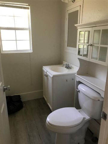 614 NW 8th Street, Mineral Wells, TX 76067