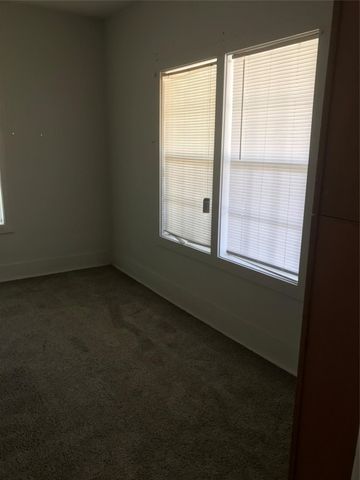 614 NW 8th Street, Mineral Wells, TX 76067