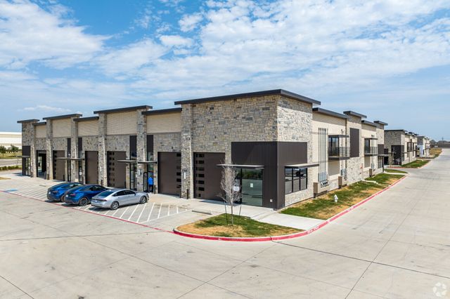 1501 E Belt Line Road, Wilmer, TX 75172