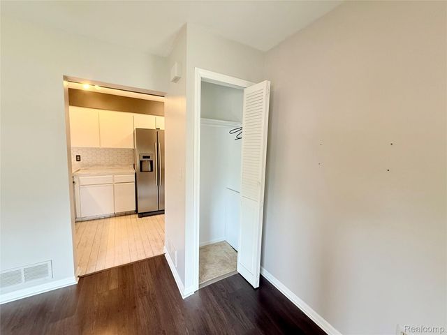 1550 MEADOW SIDE Drive 187, Rochester Hills, MI 48307
