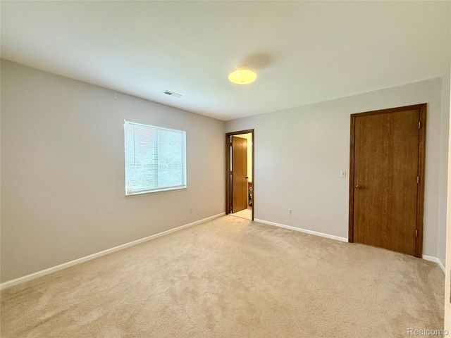 1550 MEADOW SIDE Drive 187, Rochester Hills, MI 48307