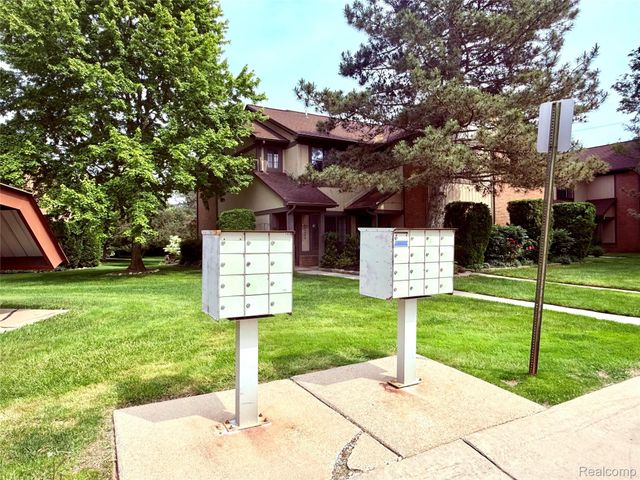1550 MEADOW SIDE Drive 187, Rochester Hills, MI 48307
