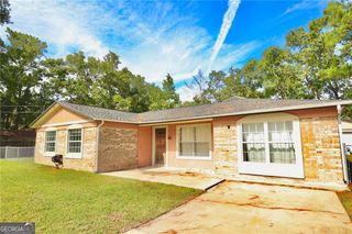 246 W Peach Avenue, Kingsland, GA 31548