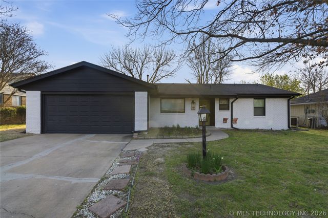 1109 N Hickory Place, Broken Arrow, OK 74012