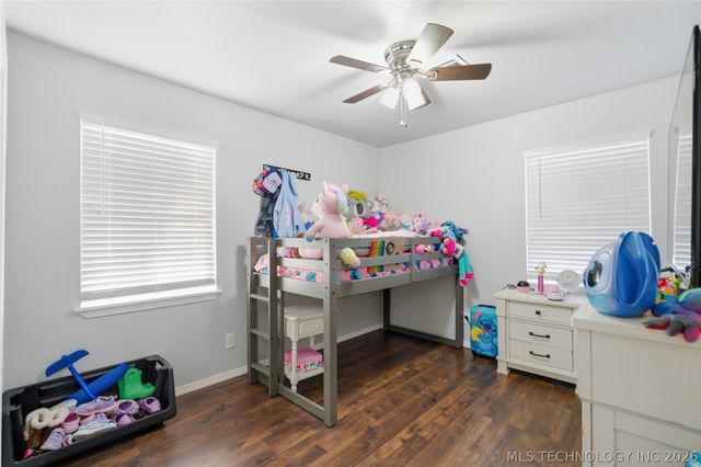 1109 N Hickory Place, Broken Arrow, OK 74012