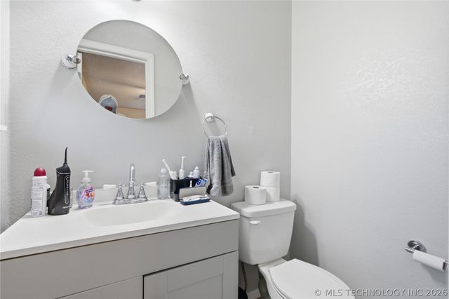 1109 N Hickory Place, Broken Arrow, OK 74012