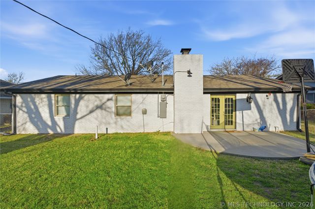 1109 N Hickory Place, Broken Arrow, OK 74012