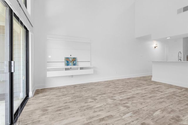 12500 Melville Drive 325c, Montgomery, TX 77356