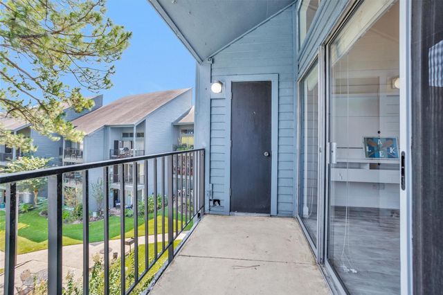 12500 Melville Drive 325c, Montgomery, TX 77356