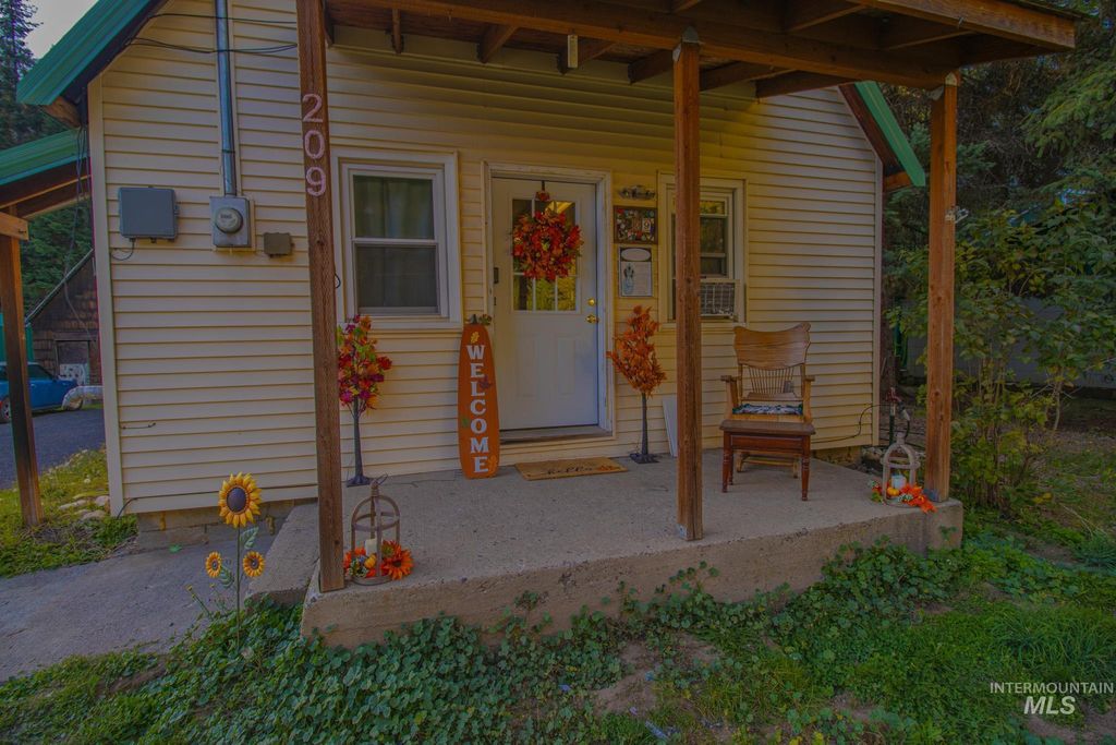 209 Canal St, Pierce, ID 83546 photo 4