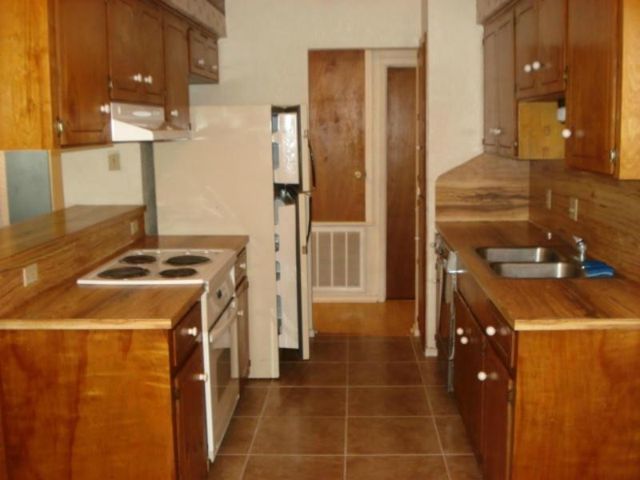 2222 Meadowgrove Dr, Corpus Christi, TX 78414