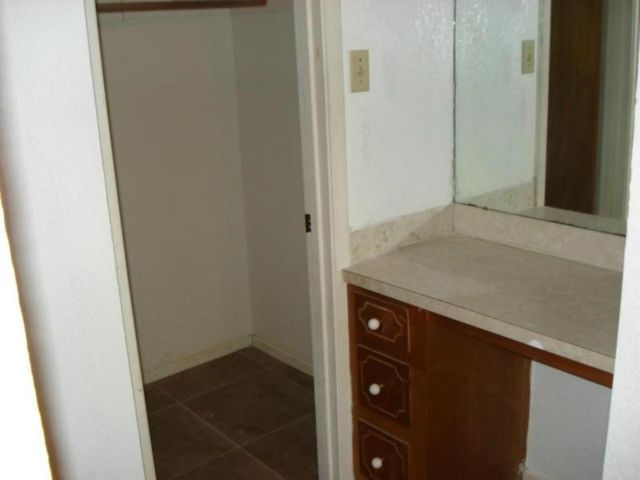 2222 Meadowgrove Dr, Corpus Christi, TX 78414