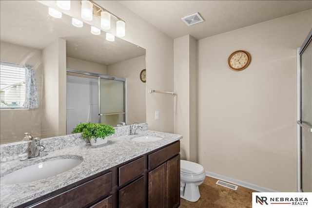 8414 Baker Street, Omaha, NE 68122