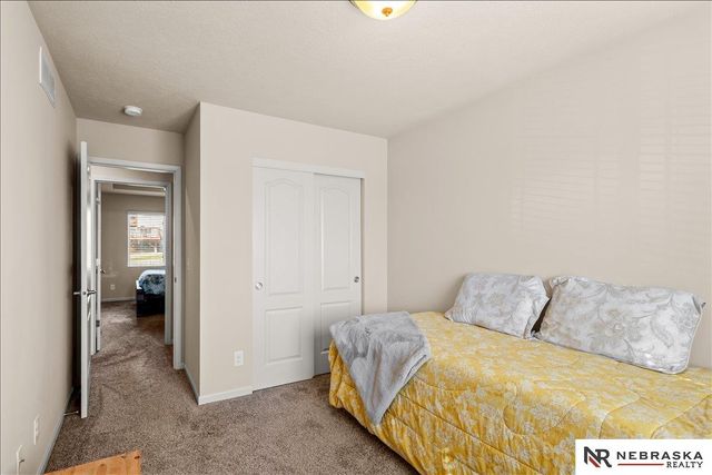 8414 Baker Street, Omaha, NE 68122