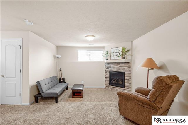 8414 Baker Street, Omaha, NE 68122
