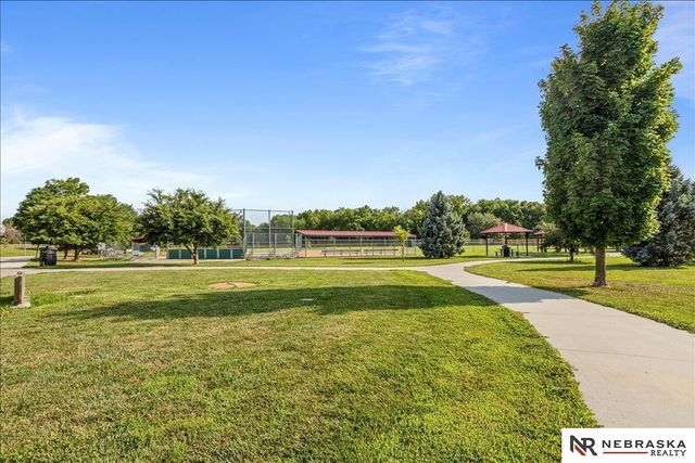 8414 Baker Street, Omaha, NE 68122