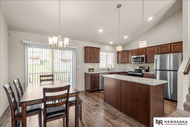 8414 Baker Street, Omaha, NE 68122