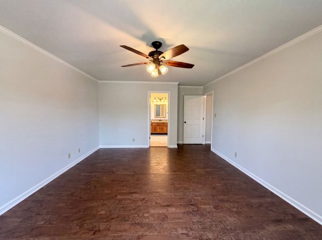 1117 Thornberry Dr, Clarksville, TN 37043