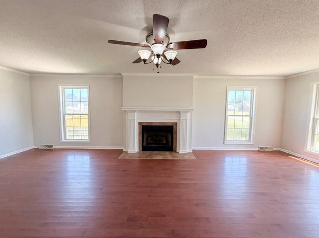1117 Thornberry Dr, Clarksville, TN 37043
