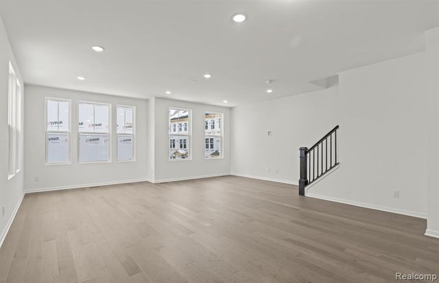 42905 Atwood Avenue, Novi, MI 48375