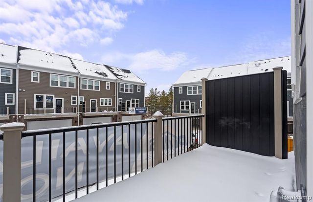 42905 Atwood Avenue, Novi, MI 48375