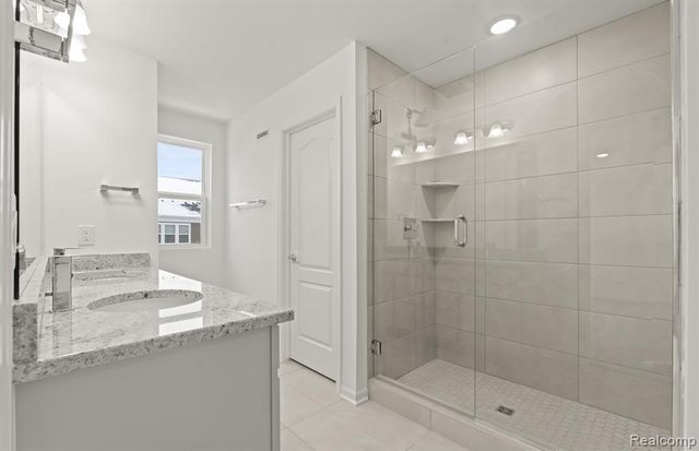 42905 Atwood Avenue, Novi, MI 48375