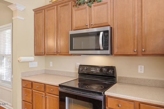 210 Chateau Place, Chapel Hill, NC 27516