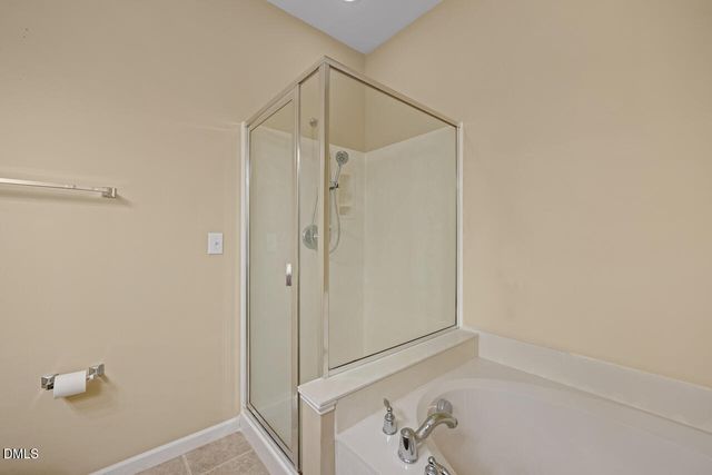 210 Chateau Place, Chapel Hill, NC 27516