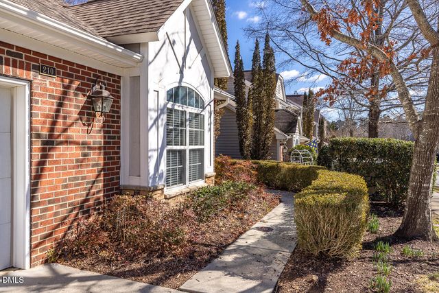 210 Chateau Place, Chapel Hill, NC 27516