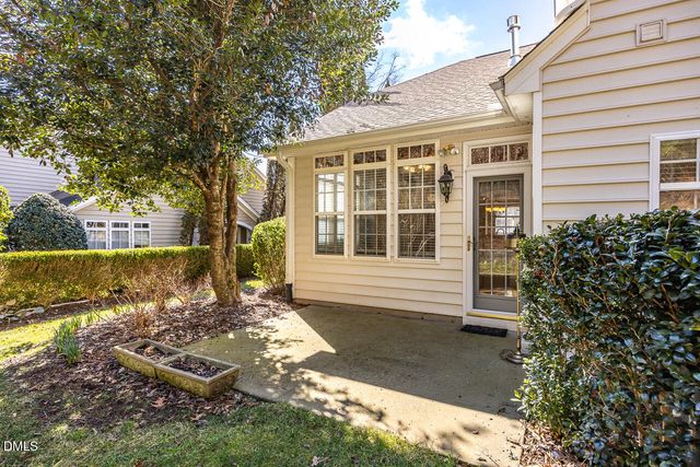 210 Chateau Place, Chapel Hill, NC 27516