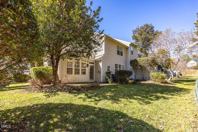 210 Chateau Place, Chapel Hill, NC 27516