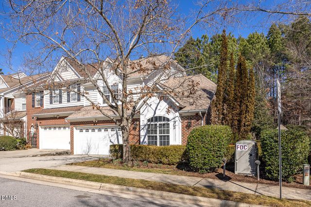 210 Chateau Place, Chapel Hill, NC 27516