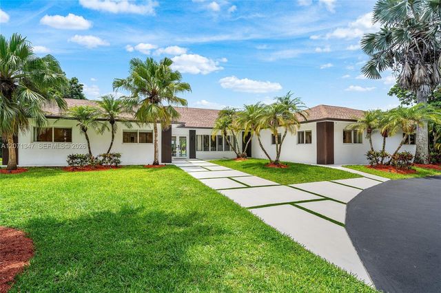 13900 Mustang Trail, Southwest Ranches, FL 33330