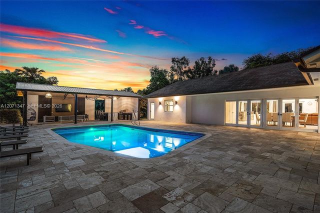 13900 Mustang Trail, Southwest Ranches, FL 33330