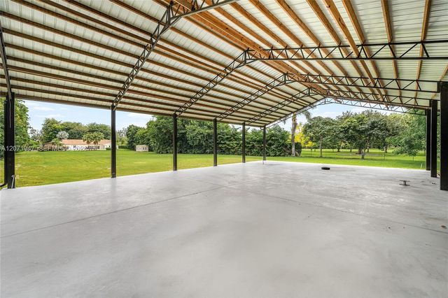 13900 Mustang Trail, Southwest Ranches, FL 33330