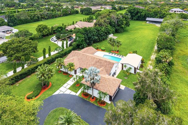 13900 Mustang Trail, Southwest Ranches, FL 33330