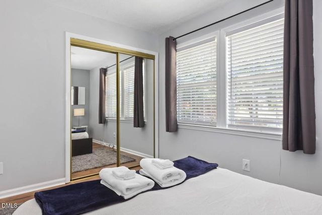 114 Chaucer Court, Carrboro, NC 27510