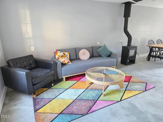 114 Chaucer Court, Carrboro, NC 27510