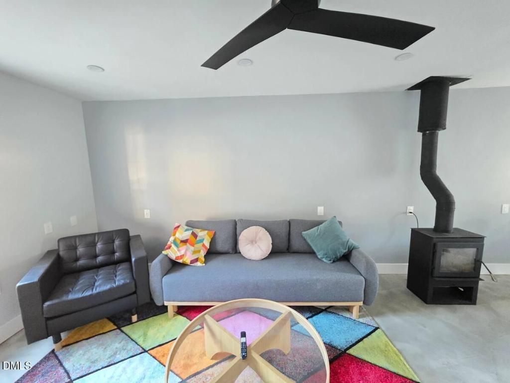 114 Chaucer Court, Carrboro, NC 27510