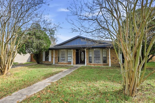 3918 Wintergreen Drive, Humble, TX 77396