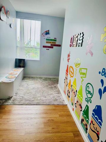 25-32 168th Street 2nd FL, Flushing, NY 11358