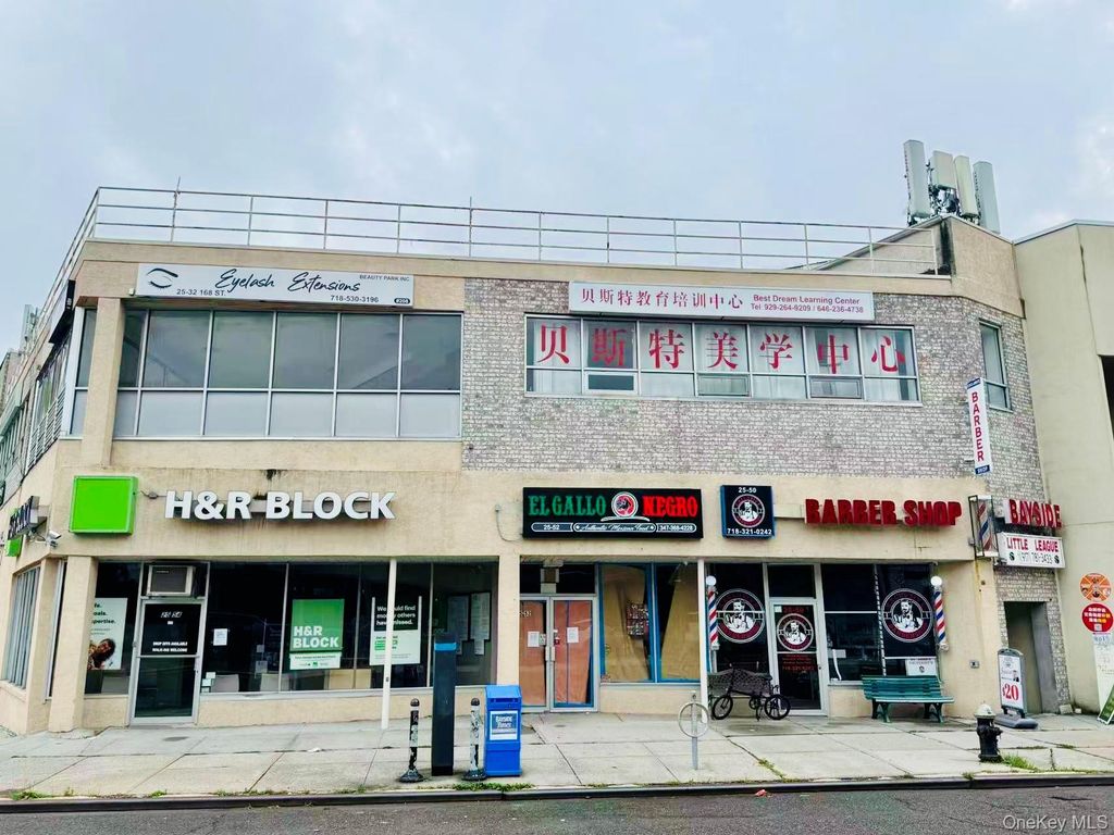 25-32 168th Street 2nd FL, Flushing, NY 11358