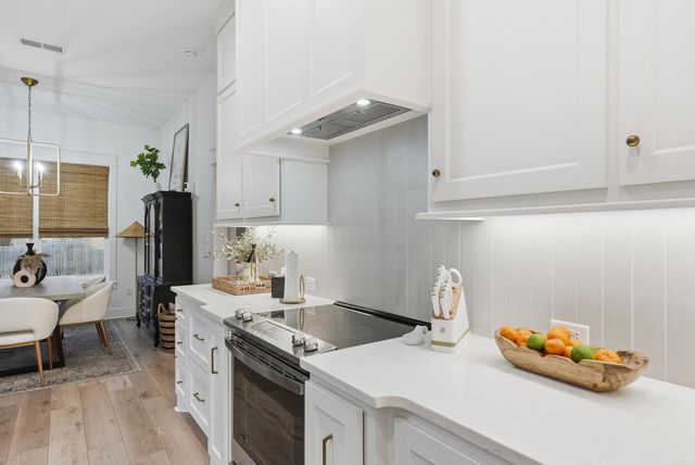 2455 WILMINGTON DR, Conway, AR 72034